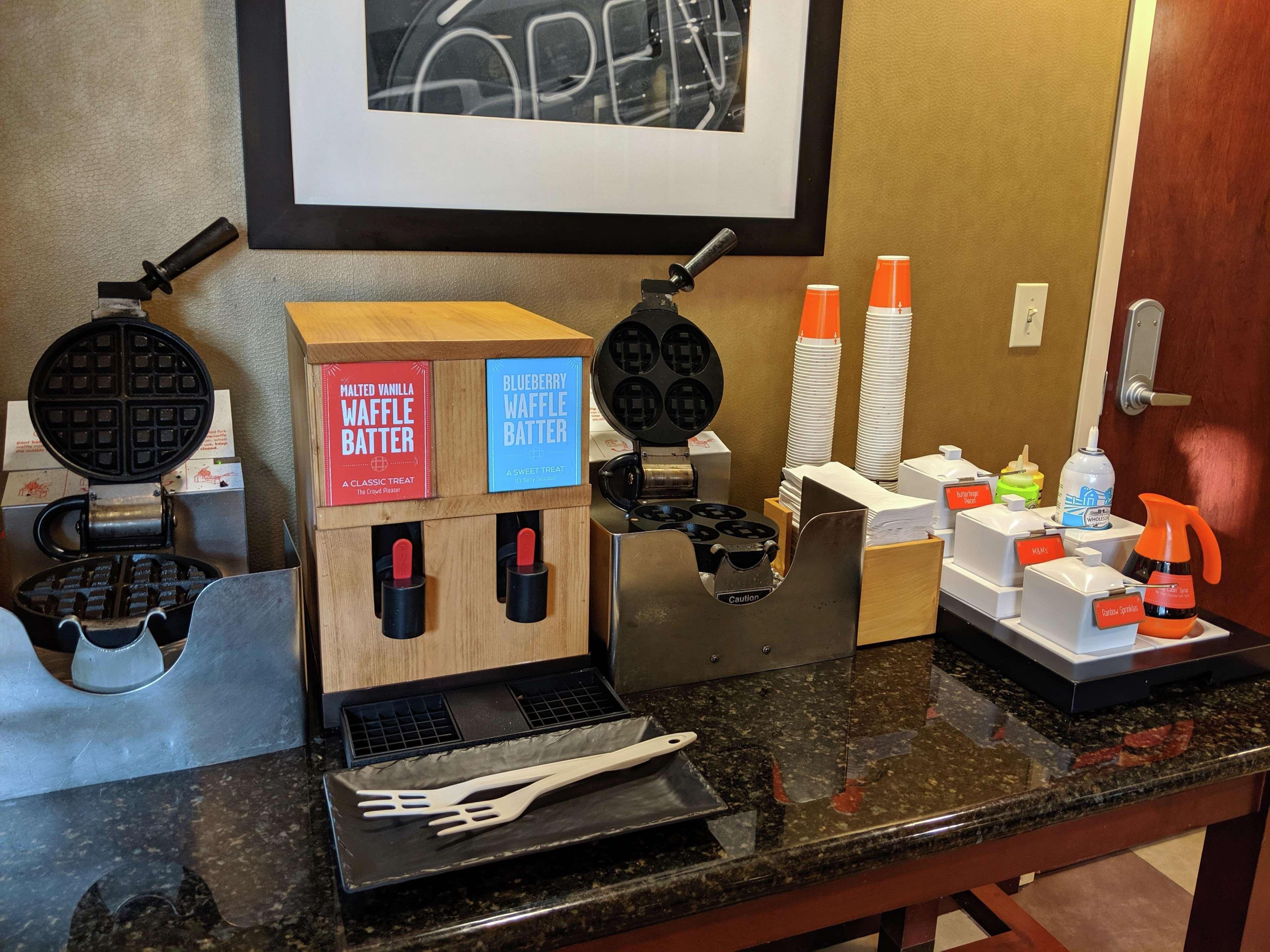Hampton Inn & Suites Cincinnati-Union Centre West Chester Εξωτερικό φωτογραφία