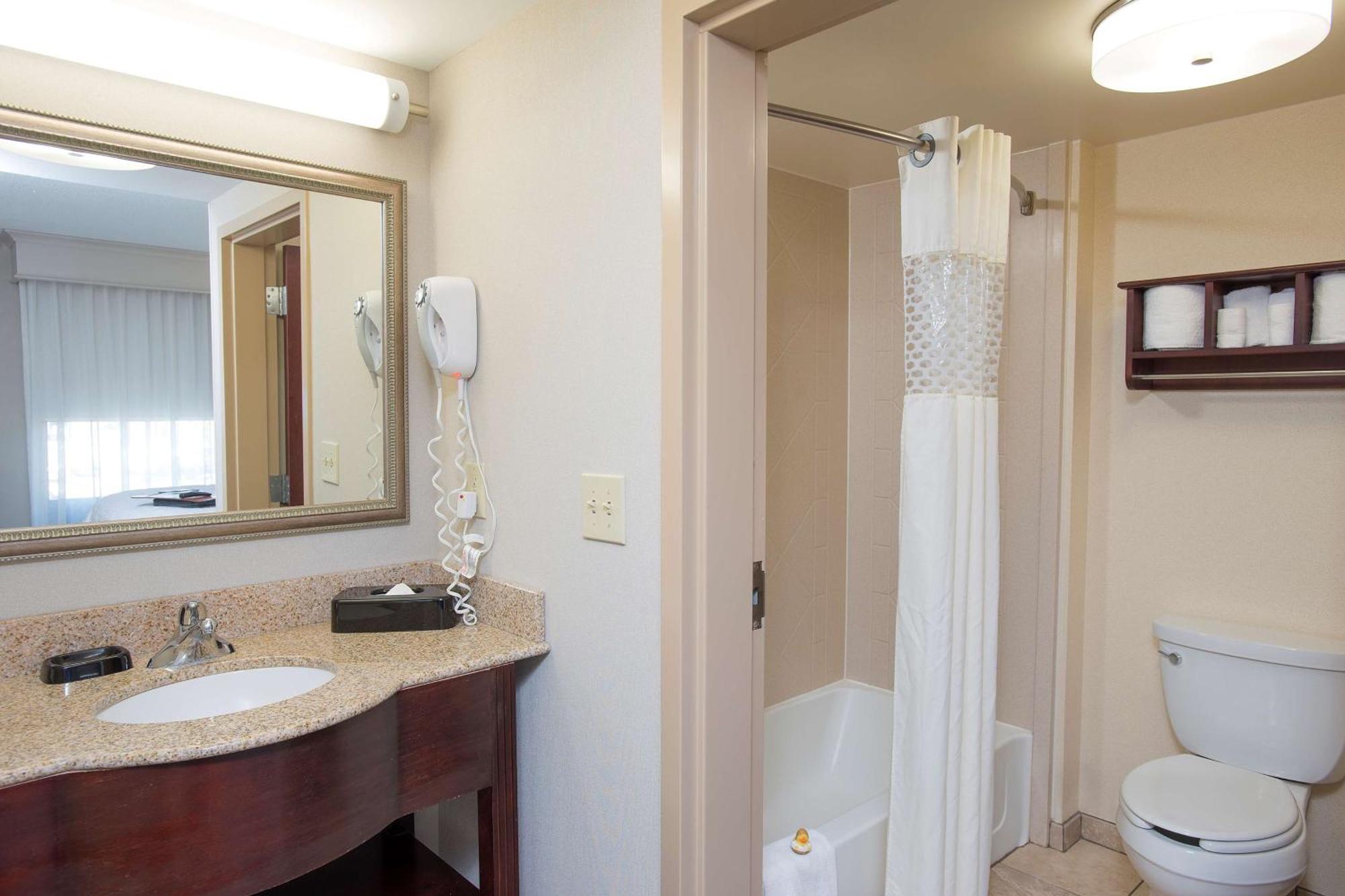 Hampton Inn & Suites Cincinnati-Union Centre West Chester Εξωτερικό φωτογραφία
