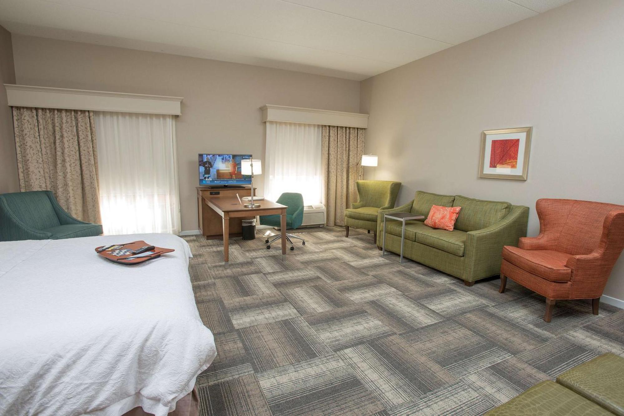 Hampton Inn & Suites Cincinnati-Union Centre West Chester Εξωτερικό φωτογραφία