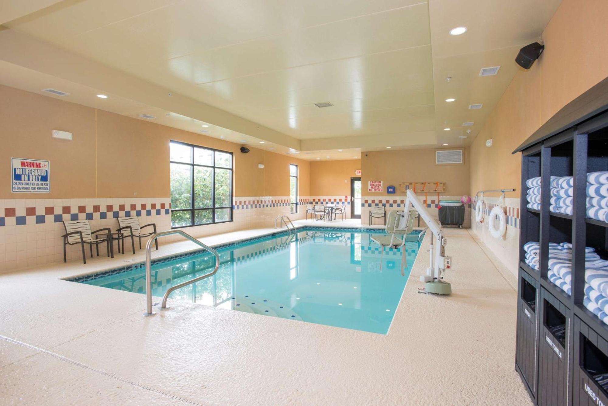 Hampton Inn & Suites Cincinnati-Union Centre West Chester Εξωτερικό φωτογραφία