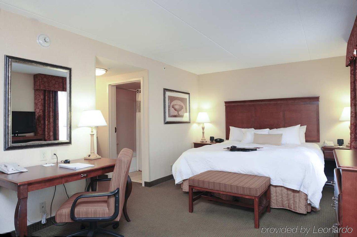 Hampton Inn & Suites Cincinnati-Union Centre West Chester Δωμάτιο φωτογραφία