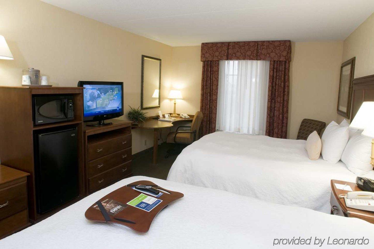 Hampton Inn & Suites Cincinnati-Union Centre West Chester Δωμάτιο φωτογραφία
