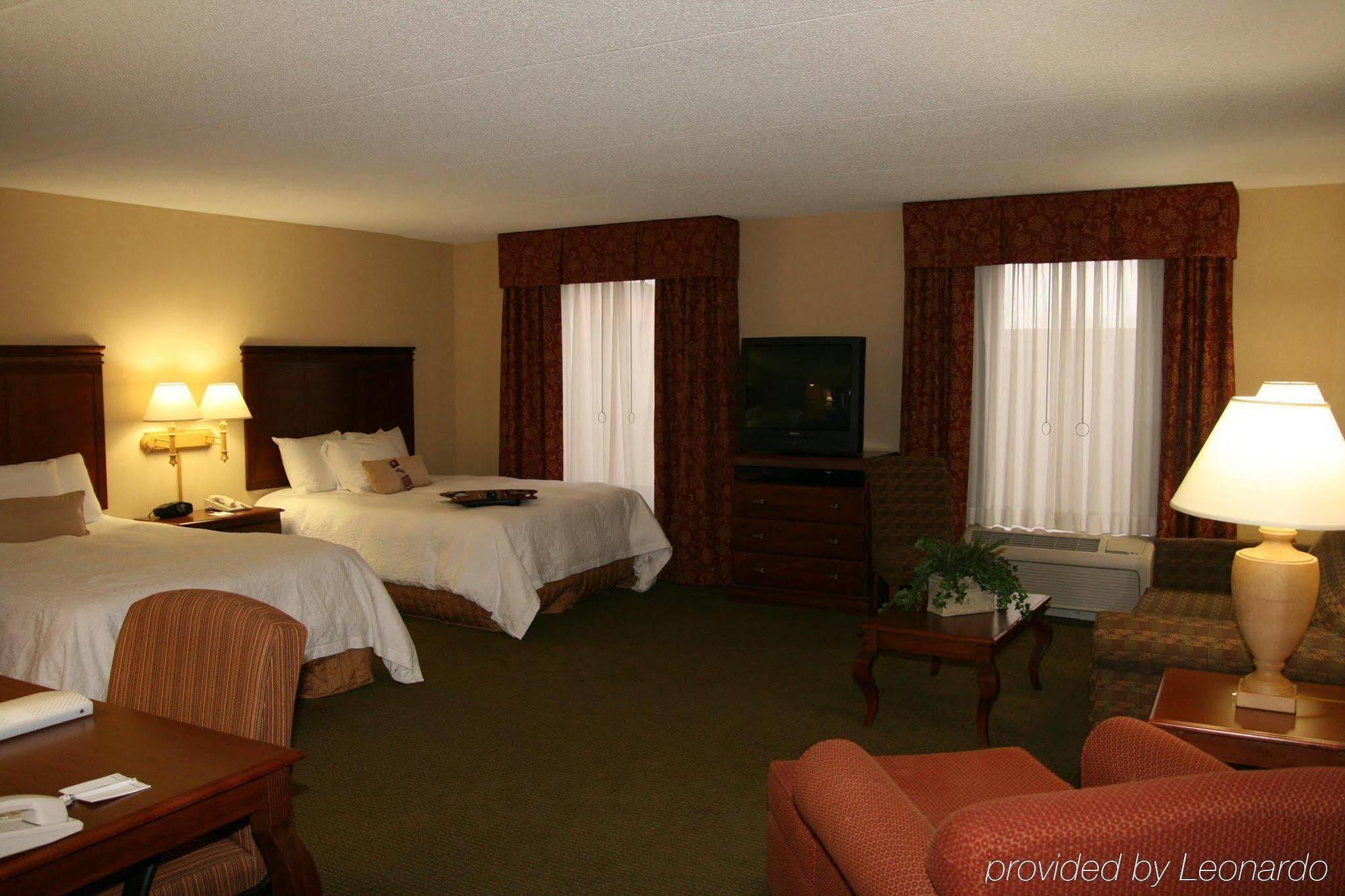 Hampton Inn & Suites Cincinnati-Union Centre West Chester Δωμάτιο φωτογραφία